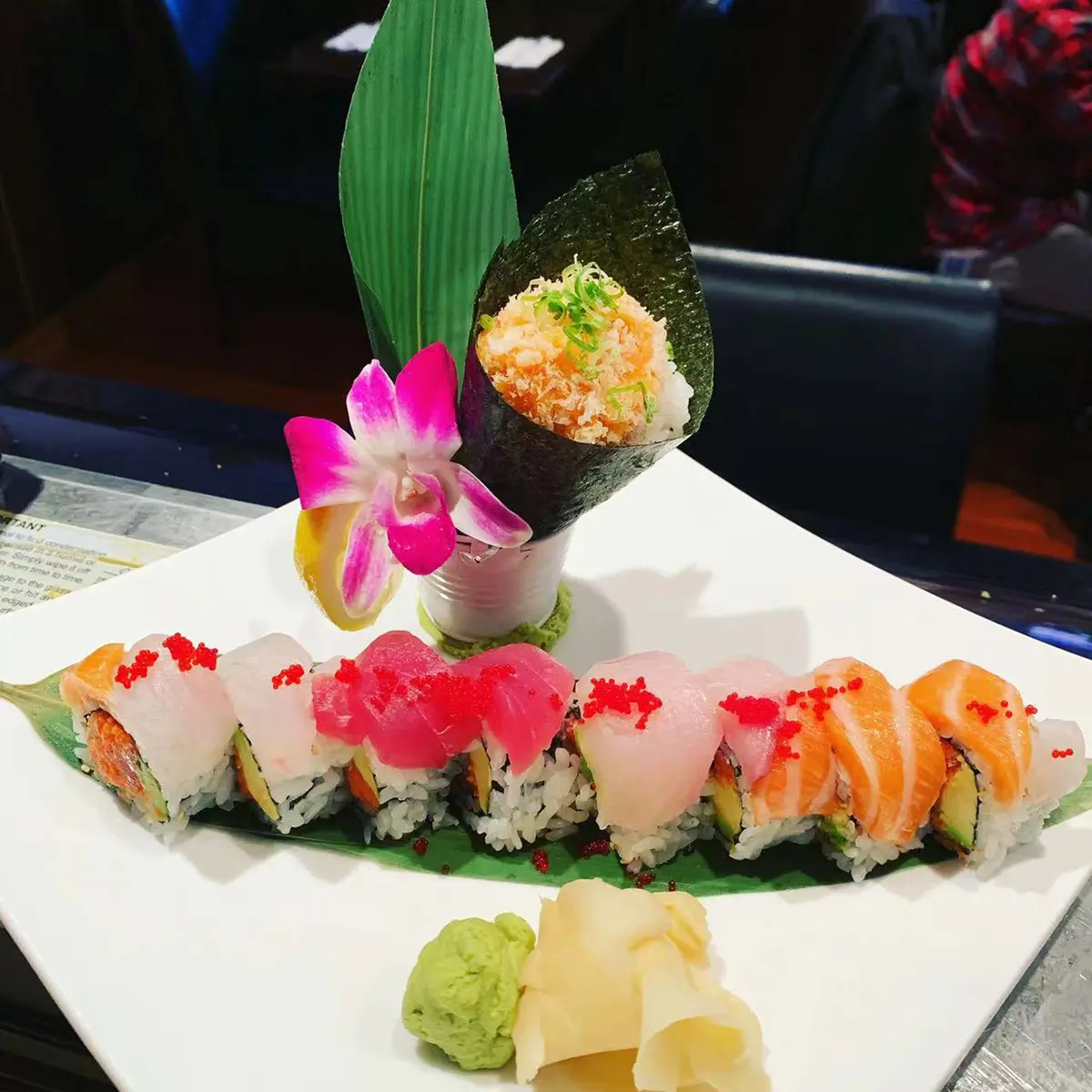 Chow's Chinese & Sushi Asian Restaurant Online Order Collingswood